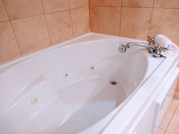 Acrylic Tub Installation in Louisville